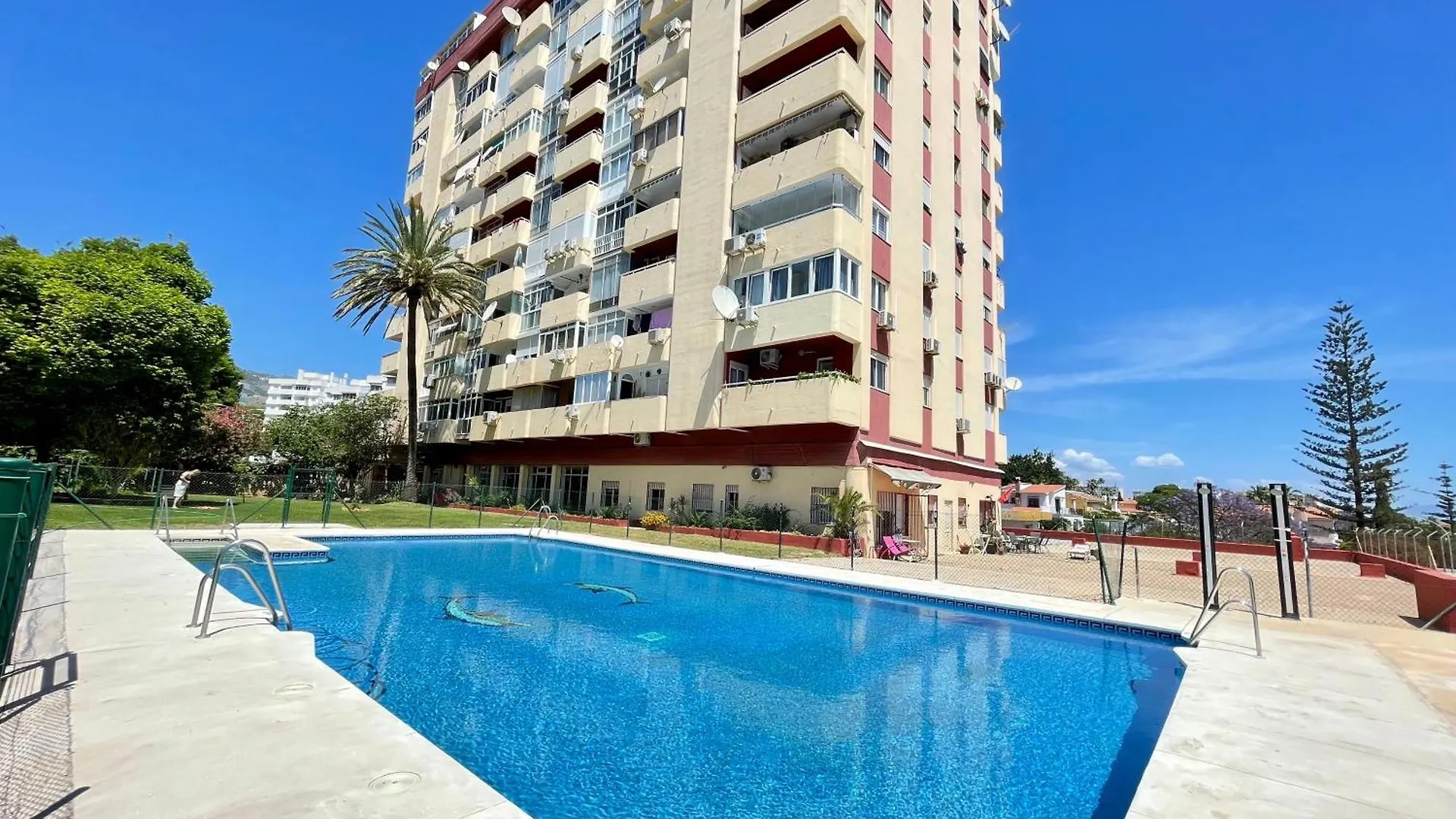Lafrenchtouch - Atico Increible Vista Panoramica Apartment Benalmadena Spain